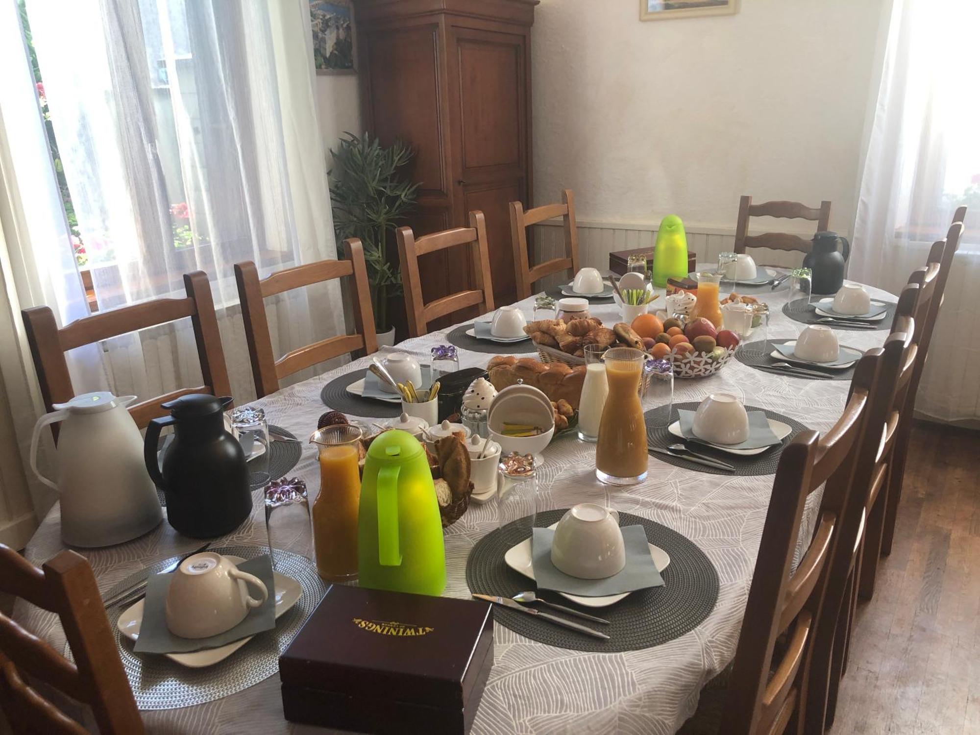 Bed and Breakfast L'Eclipse Saint-Nicolas-des-Motets Экстерьер фото