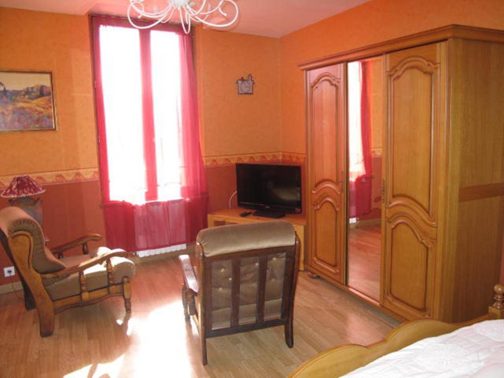 Bed and Breakfast L'Eclipse Saint-Nicolas-des-Motets Номер фото