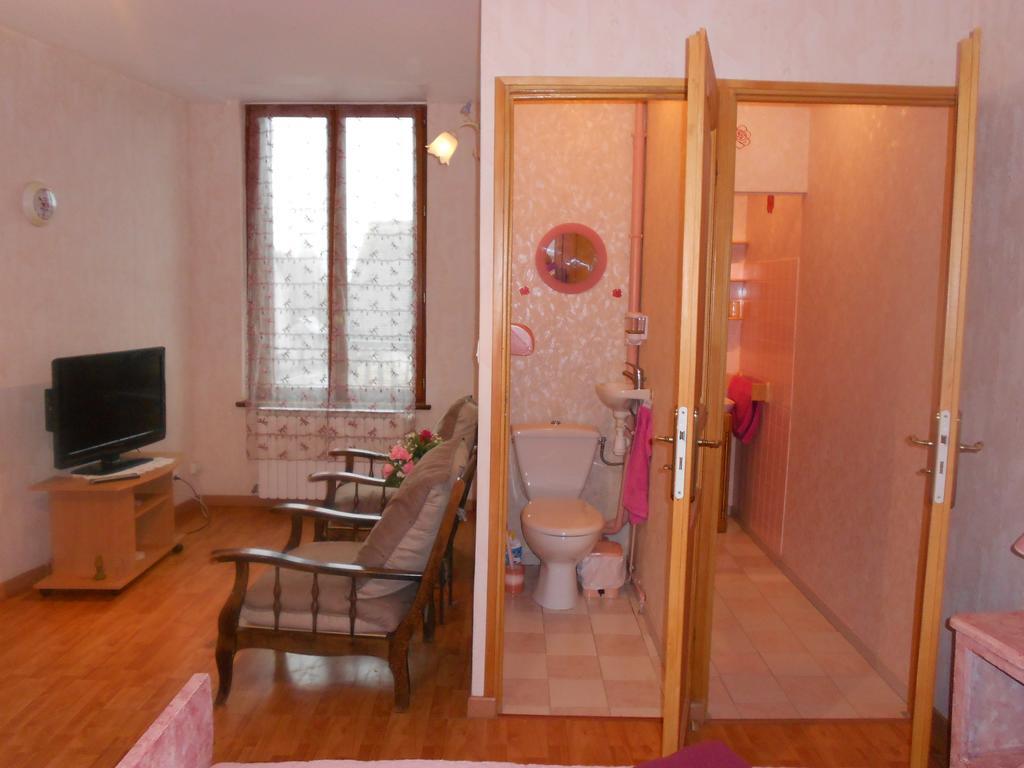 Bed and Breakfast L'Eclipse Saint-Nicolas-des-Motets Экстерьер фото