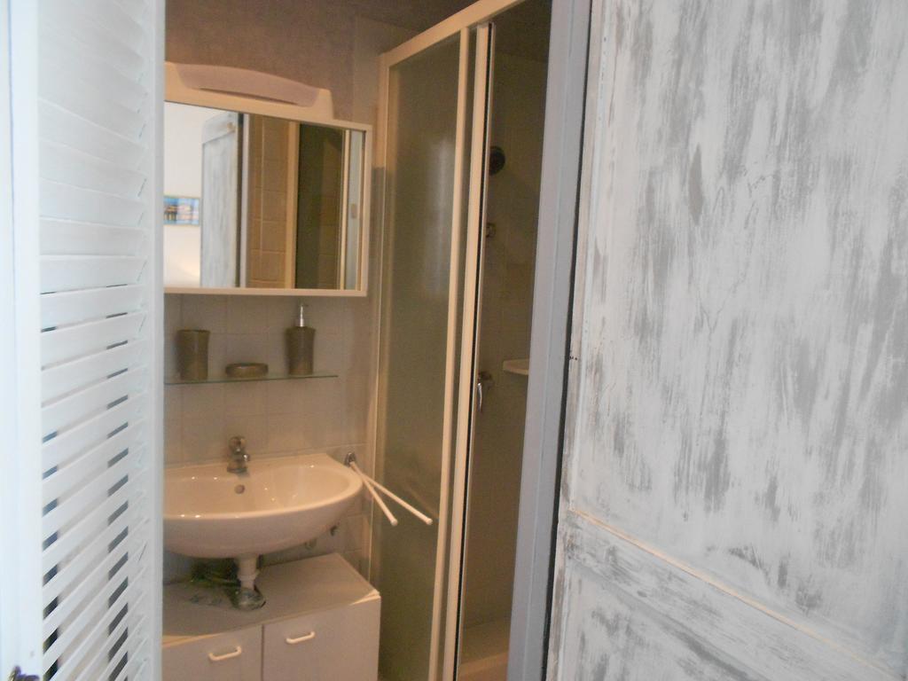 Bed and Breakfast L'Eclipse Saint-Nicolas-des-Motets Номер фото
